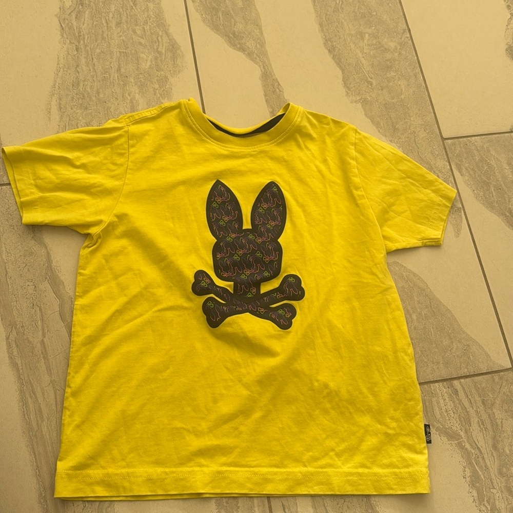 Psycho Bunny youth small yellow tee in perfect condition!